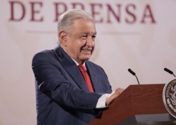 AMLO admite que le gustaría que sean electos jueces sin experiencia