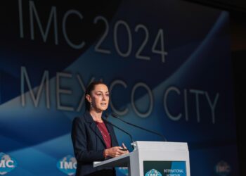 SHEINBAUM EXPONE PROYECTO DE NACIÓN ANTE REPRESENTANTES INTERNACIONALES DEL IMC