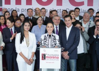 CLAUDIA SHEINBAUM CELEBRA BANCADA HISTÓRICA DE MORENA CON 66 SENADORES Y SENADORAS