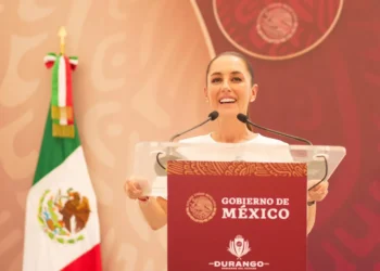 “Vamos a gobernar con el pueblo”: Sheinbaum descarta autoritarismo en su Gobierno