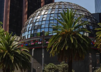 ‘Lunes Negro’ impacta a bolsas de valores en México