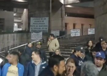 Trabajadores del Poder Judicial inician paro de labores contra la reforma de AMLO