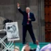 López Obrador afirma que México vive “una auténtica democracia” y “revirtió la decadencia”