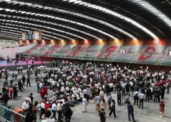 “PRI y PAN lo hicieron”: AMLO defiende que diputados aprobaran reforma al Poder Judicial en sede alterna