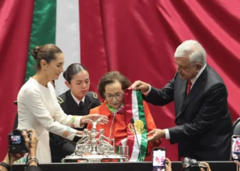 Claudia Sheinbaum lamentó el fallecimiento de la maestra Ifigenia Martínez