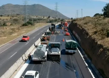 Gobierno anuncia ‘Bachetón’, para tapar baches en carreteras federales