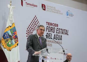 Llama Américo Villarreal a poner fin a la privatización del agua