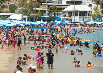 México empieza con optimismo la Semana Santa al prever 2.1 % más de turismo