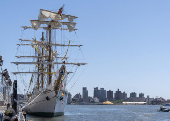 Primer informe de EE.UU. sobre el accidente del buque escuela Cuauhtémoc tardará 30 días