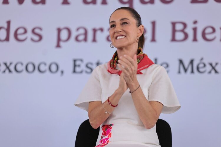 Texcoco, Estado de México, México, 3 de mayo de 2025. 
La doctora Claudia Sheinbaum Pardo, presidenta Constitucional de los Estados Unidos Mexicanos en la inauguración de la Universidad para el Bienestar, sede Parque Ecológico Lago de Texcoco. Texcoco, Estado de México. 
Foto: Presidencia