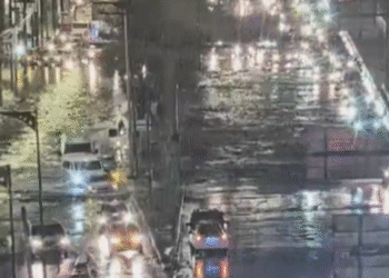 Tormentas provocan inundaciones y caos vial en el Estado de México y en la CDMX