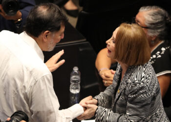 Laura Itzel Castillo asume presidencia del Senado mexicano con el compromiso de ser plural