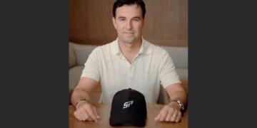 No vuelvo solo a la F1, vuelve el grito de todo un país: ‘Checo’ Pérez