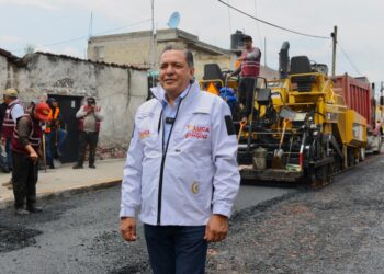 Avanza 65% la reconstrucción de la vía Agustín Millán en San Pedro Totoltepec