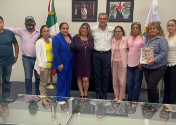 Atiende gobernador a Colectivos de Búsqueda; acuerdan trabajo conjunto