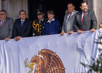 Toluca se suma al Desfile Cívico-Militar por el 215 Aniversario de la Independencia de México