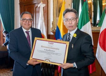 Declara Toluca Visitantes Distinguidos al vicealcalde de Saitama y a la presidenta de ASOMACETAS de Cali