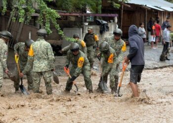 Ejército y Guardia Nacional activan el Plan DN-III-E en la Sierra Gorda de Querétaro tras deslaves