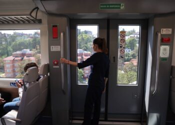 Sheinbaum anuncia que el tren México-Toluca operará completamente en enero de 2026