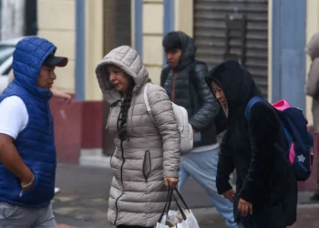 Advierten bajas temperaturas, lluvias y viento helado por nuevo frente frío