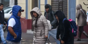Advierten bajas temperaturas, lluvias y viento helado por nuevo frente frío