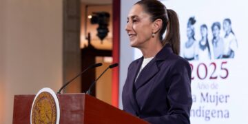 Sheinbaum denuncia al hombre que la acosó en el Centro Histórico de CDMX