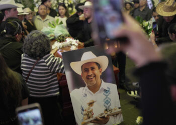 Uruapan exige justicia tras el asesinato del alcalde Carlos Manzo