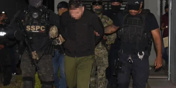 Vinculan a proceso al ‘Licenciado’ y a siete escoltas por el homicidio de Carlos Manzo