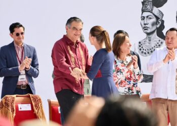 Acompaña Américo a la presidenta Sheinbaum en celebración de 7 años de la 4T