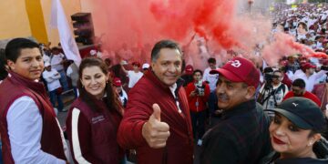 Ricardo Moreno encabeza megamarcha por la Paz, la Democracia y la Transformación en Toluca