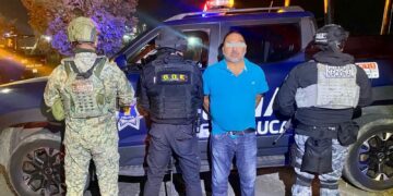 Capturan en Toluca a conductor de “patrulla pirata”