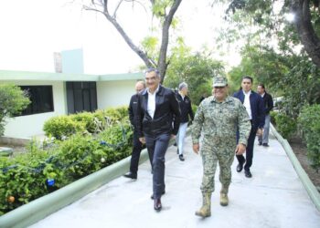 Llama Américo a seguir construyendo una transformación histórica