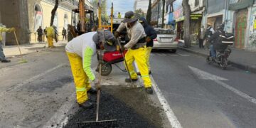 Continúa recuperación de calles en Toluca con trabajos de bacheo intenso, se cumple el compromiso del alcalde Ricardo Moreno