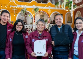 Ricardo Moreno marca precedente en Morena con un informe detallado de gobierno y compromisos de campaña