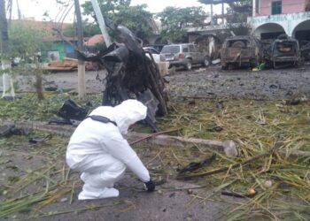 Coche bomba en Coahuayana: FGR investiga como terrorismo el ataque que dejó cinco muertos