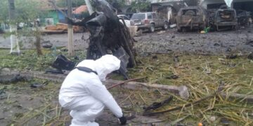 Coche bomba en Coahuayana: FGR investiga como terrorismo el ataque que dejó cinco muertos