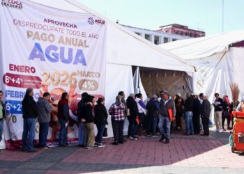 Demuestran toluqueños confianza en su Gobierno municipal con gran afluencia en primer día de pago de agua y predial