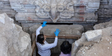 Descubren en Oaxaca tumba zapoteca del año 600, calificada como el hallazgo arqueológico más relevante de la última década