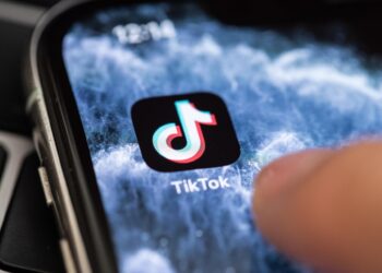 TikTok cambia de manos en EE. UU.: control pasa a un consorcio mayoritariamente estadounidense