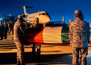 Rinden honores fúnebres a militares caídos en cumplimiento del deber en Jalisco