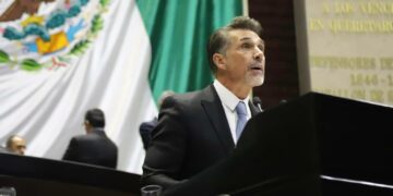 Sergio Mayer obtiene licencia indefinida como diputado para participar en La Casa de los Famosos