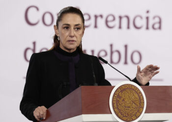 Sheinbaum asegura que México “despierta con más tranquilidad” tras jornada violenta por muerte de El Mencho