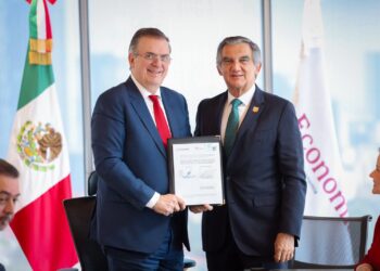 Firma Américo convenio con secretario de Economía para impulsar Polo de Desarrollo para el Bienestar en Altamira