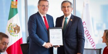 Firma Américo convenio con secretario de Economía para impulsar Polo de Desarrollo para el Bienestar en Altamira