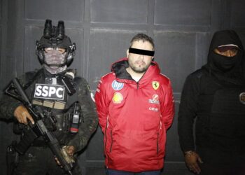 Detienen al alcalde de Tequila, Jalisco, junto a funcionarios municipales por presunta red de extorsión y vínculos criminales