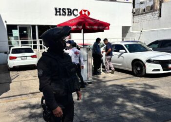 Activa Toluca filtros preventivos y patrullajes en inmediaciones de más de 80 bancos con Operativo “Barón Rojo”