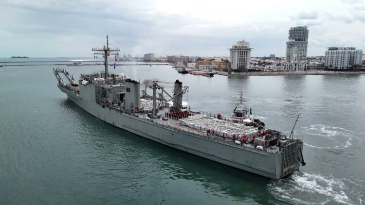 Fotografía cedida hoy, por la Secretaría de Relaciones Exteriores donde se observa un buque con ayuda humanitaria a Cuba que parte este martes, desde el Puerto de Veracruz. (México). EFE/ Secretaría de Relaciones Exteriores /SOLO USO EDITORIAL/NO VENTAS/SOLO DISPONIBLE PARA ILUSTRAR LA NOTICIA QUE ACOMPAÑA (CRÉDITO OBLIGATORIO)