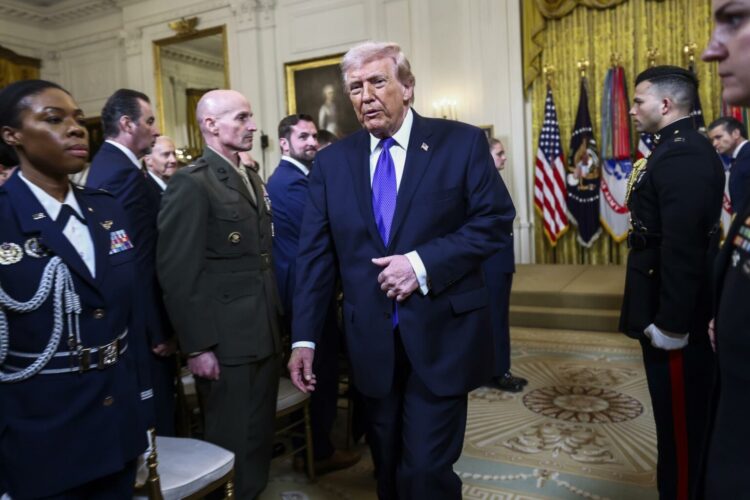 EFE/EPA/JIM LO SCALZO / POOL