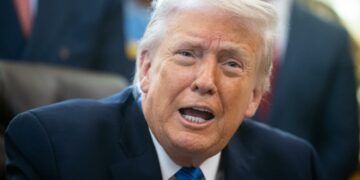 Trump quiere influir en la elección del nuevo líder supremo de Irán