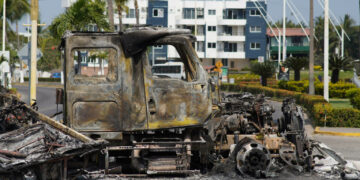 Asesor de Trump plantea usar poder militar para derrotar a cárteles